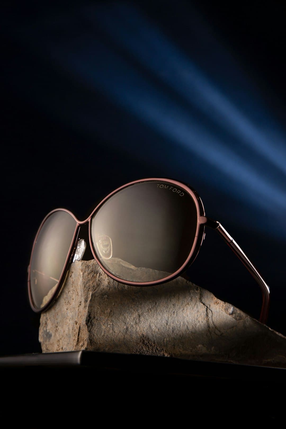 The Ultimate Guide to Sunglasses: Style, Protection & Trends